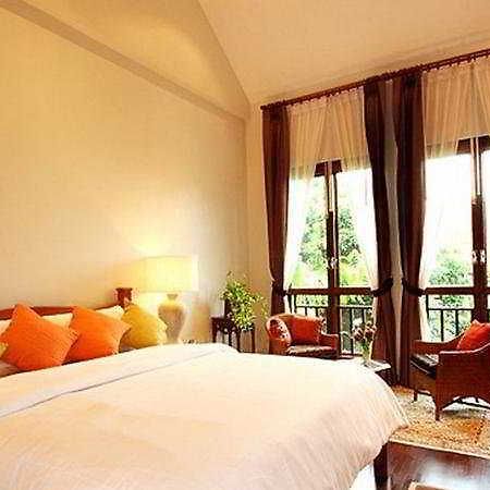 Baan Klang Wiang Boutique Hotel Chiang Mai Exterior photo