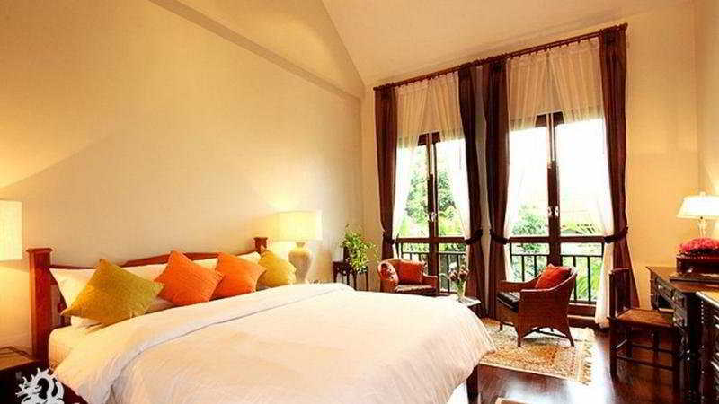 Baan Klang Wiang Boutique Hotel Chiang Mai Exterior photo